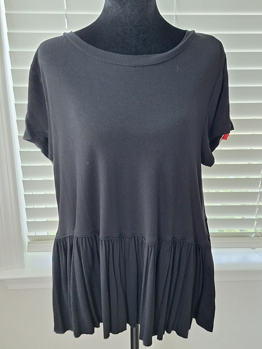 Mossimo Supply Co. Black Short Sleeve Peplum Tunic